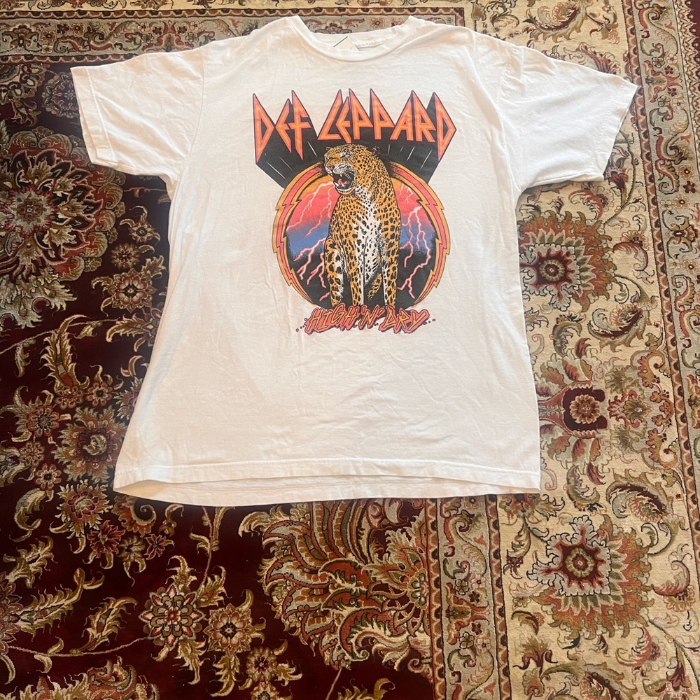 Def Leppard High N Dry T-Shirt Men's Large Short Sleeve Music Graphic White Tee